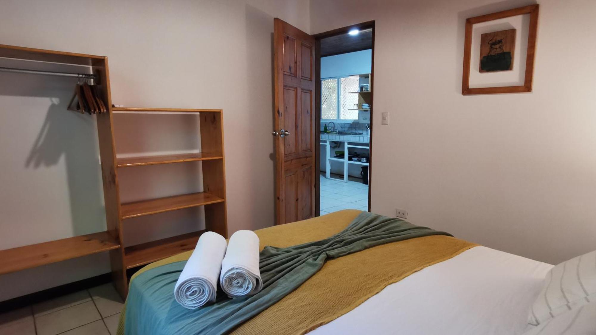 Colibri Apartments - 4 Min Walk To The Beach! Playa Santa Teresa  Room photo