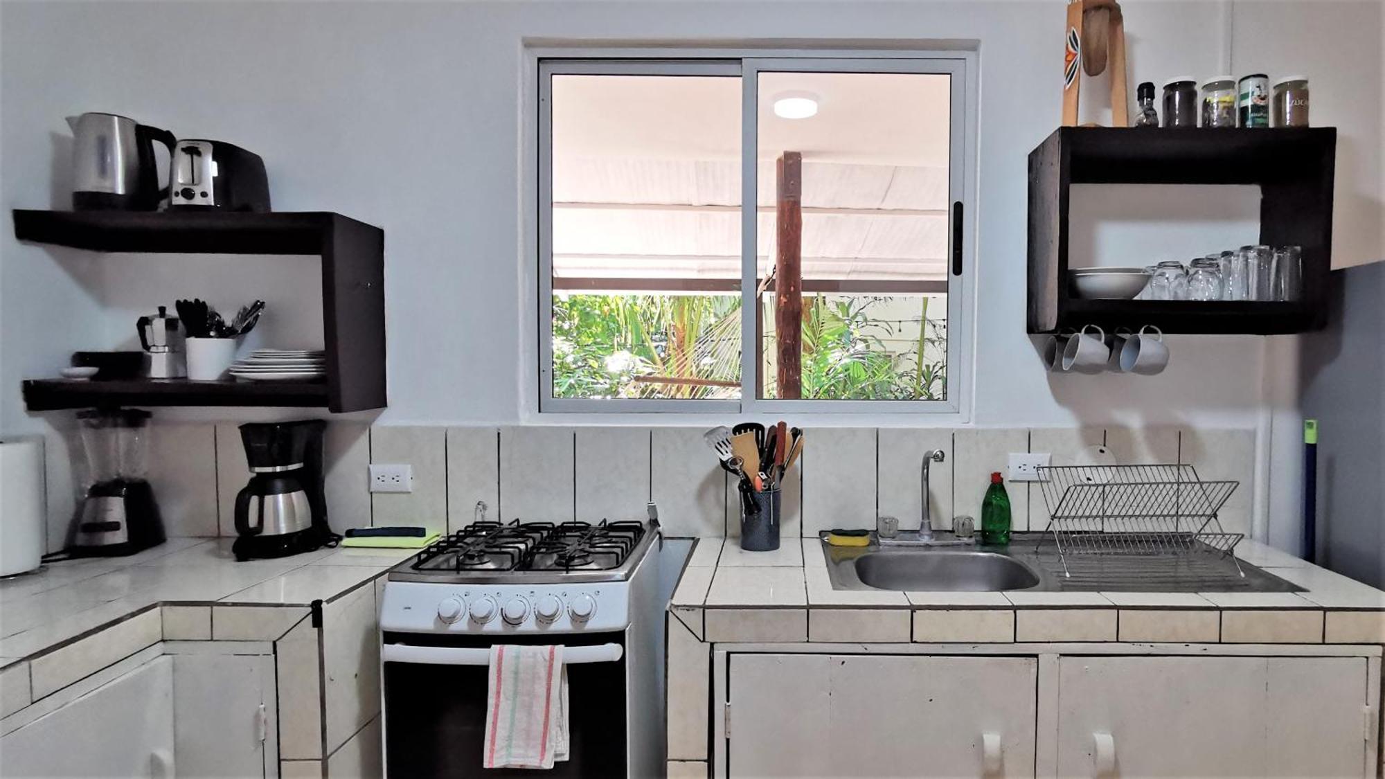 Colibri Apartments - 4 Min Walk To The Beach! Playa Santa Teresa  Room photo
